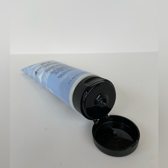 Bumble & Bumble Grooming Crème, Leave-In Hair Grooming Crème, Sz: 5 fl/oz. - Picture 3 of 5